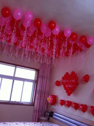 balloon ribbon decoration