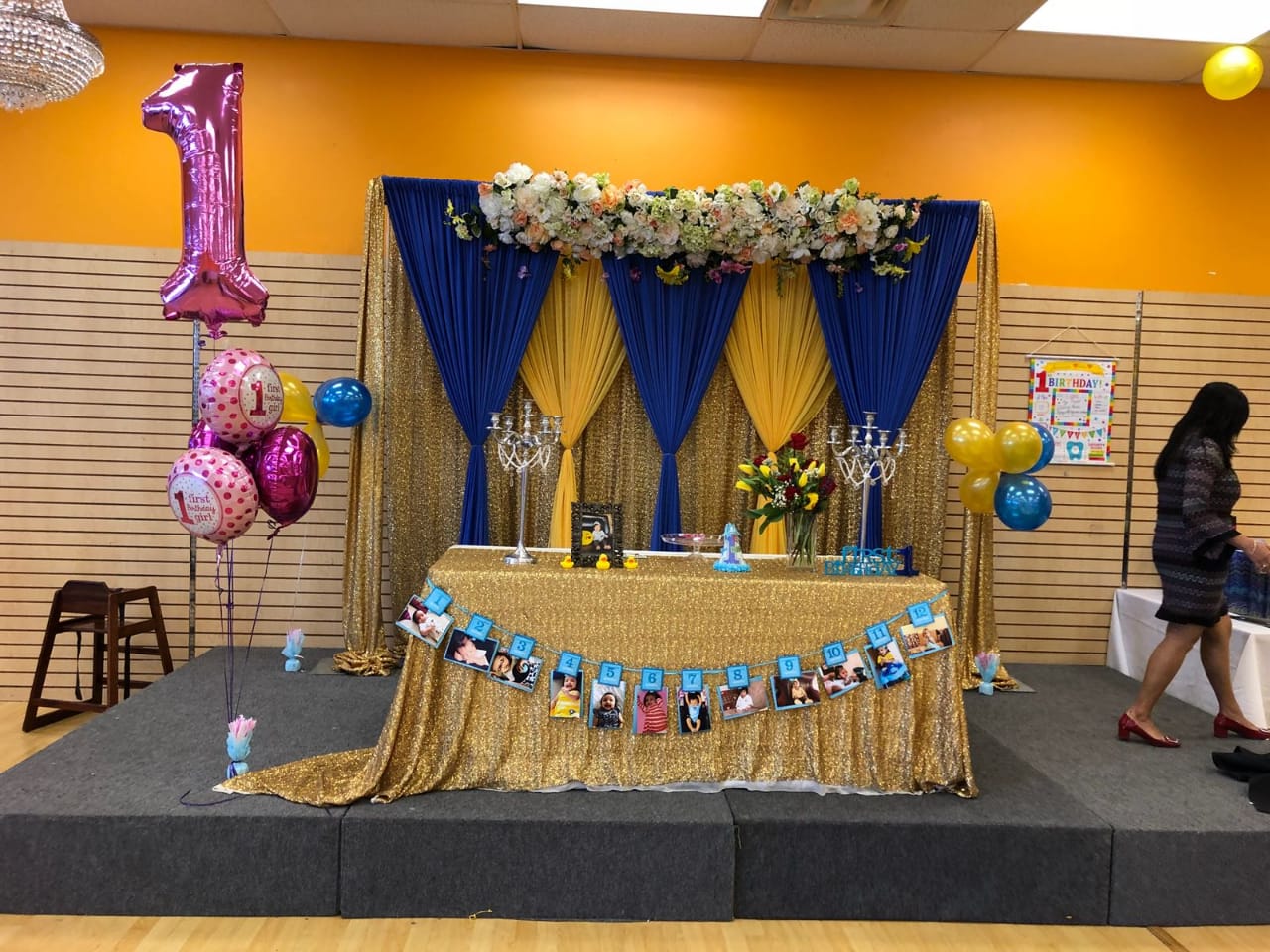 stage flower and balloon decoration