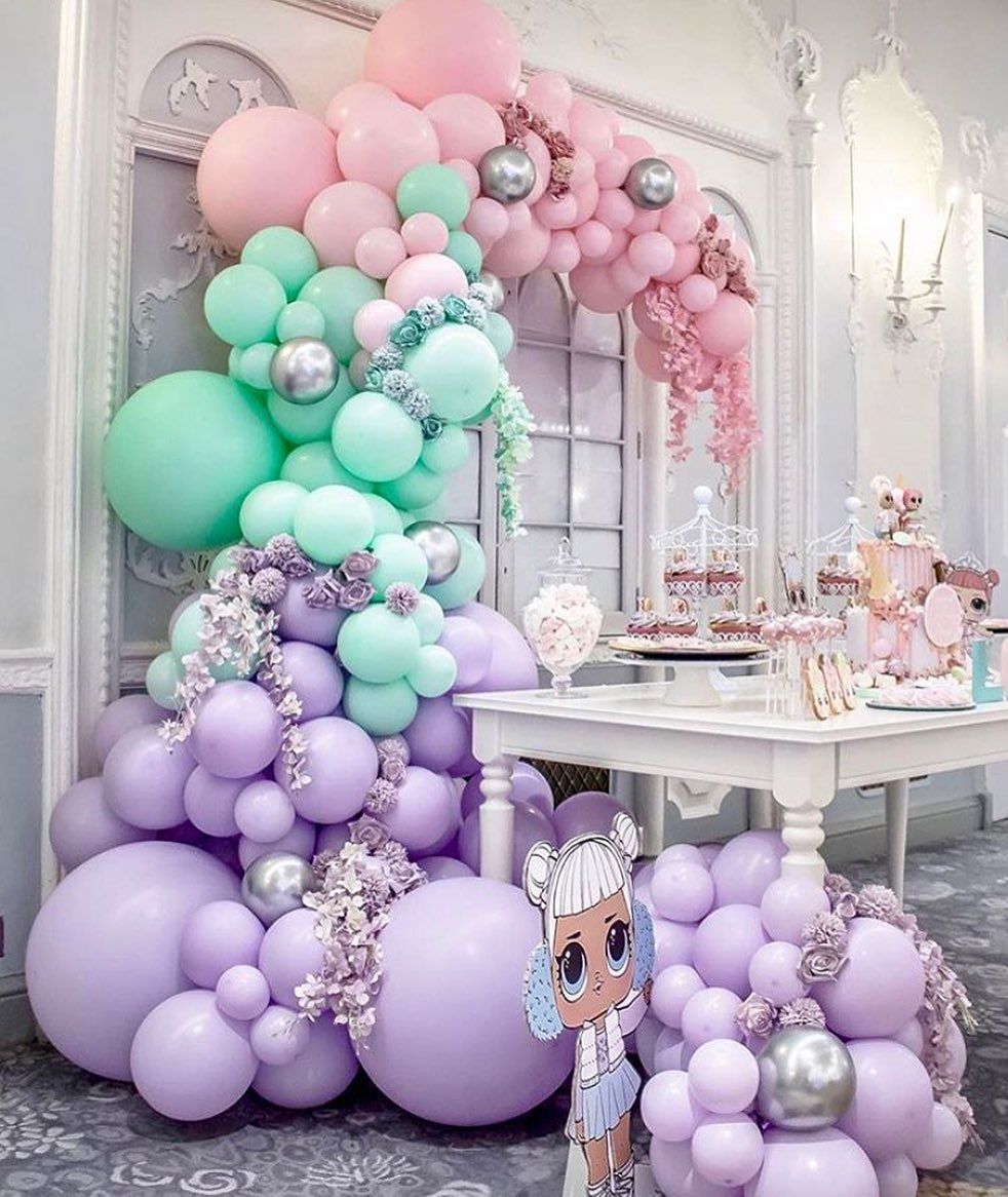 beautiful balloon wall drop decoration