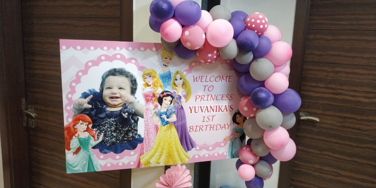 princes balloons decor
